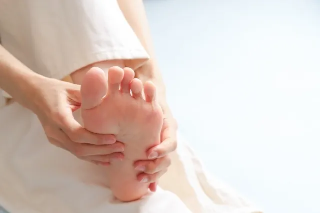 産後の足裏の痛みはどうして起こる!?身体の変化と足裏との関係